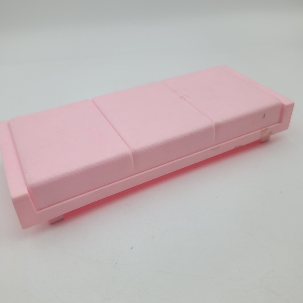 Vintage 1973 Mattel Barbie Pink Couch Bed Furniture Accessory 7825-0080